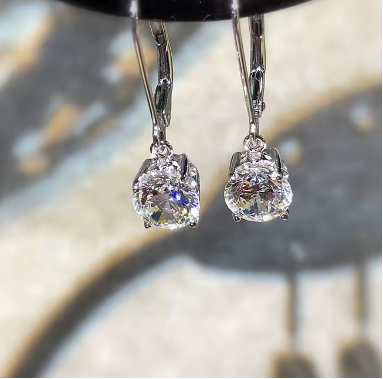 Diamond Drop 925 -Moissanite